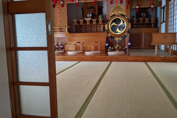 教会の中をお見せします